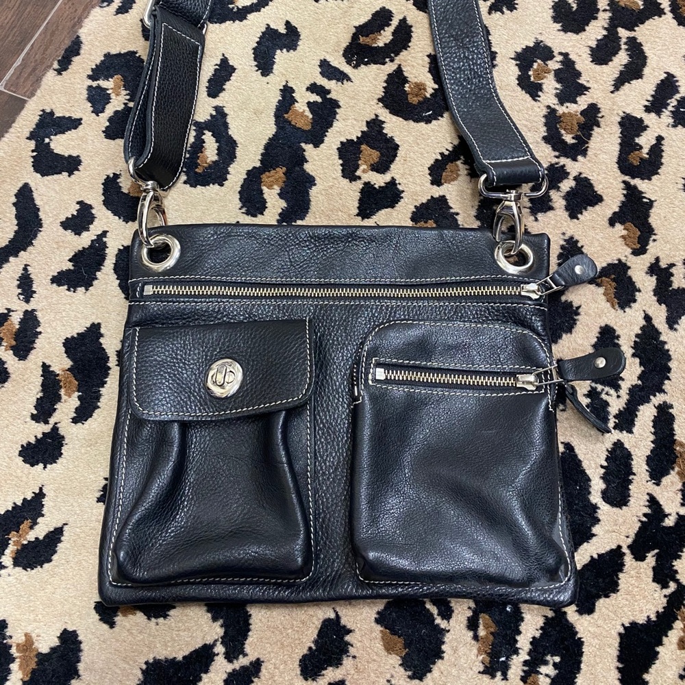 ROOTS village bag Parisian